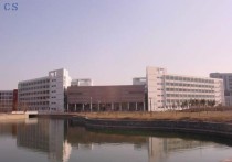 河南大學(xué)計(jì)算機(jī)怎么樣 河南大學(xué)的計(jì)算機(jī)信息工程學(xué)院和物理學(xué)院哪個(gè)更好？具體點(diǎn)里面的專業(yè)更熱門